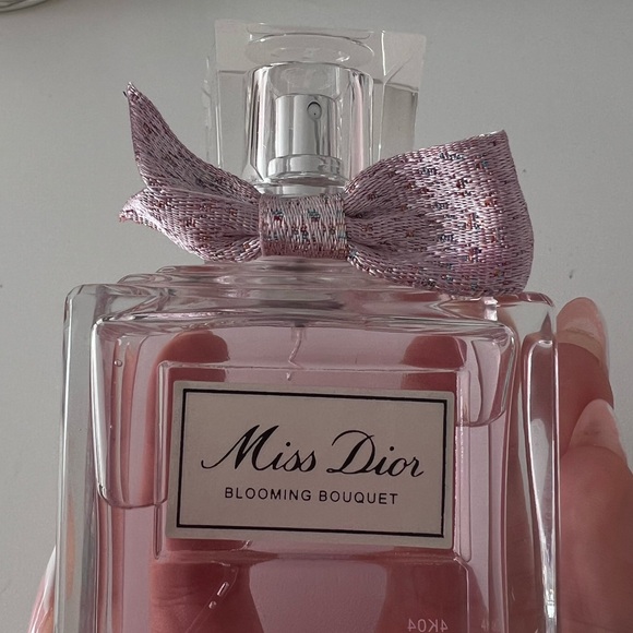 Miss Dior Blooming Bouquet Perfume - Picture 5 of 6